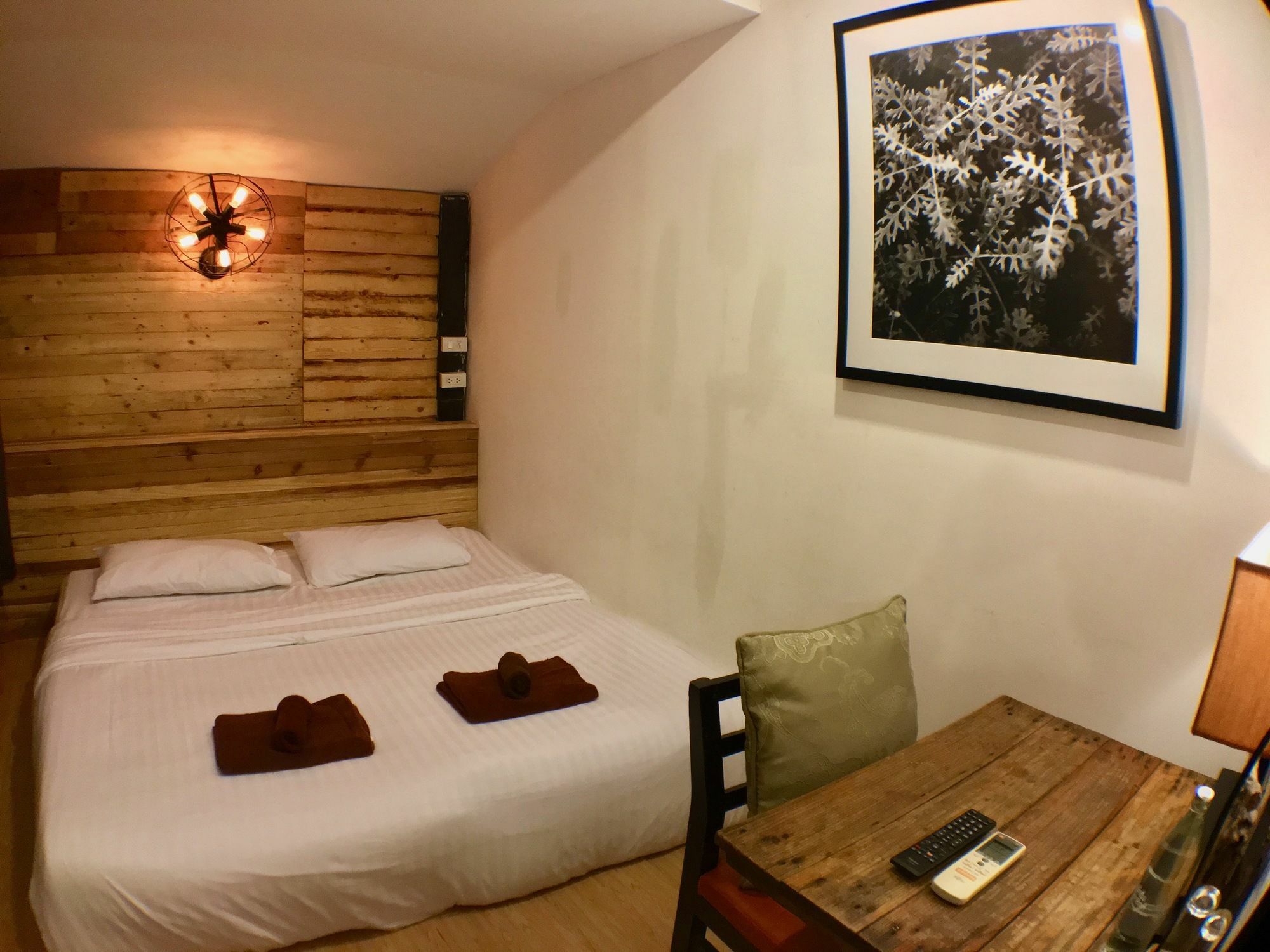 Jao Hostel & Cafe Chiang Mai Exterior photo